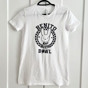 Bad Bunny, T-Shirt, Benito Bowl, Bad Bunny Super Bowl, Football, T-Shirt, L, NEW